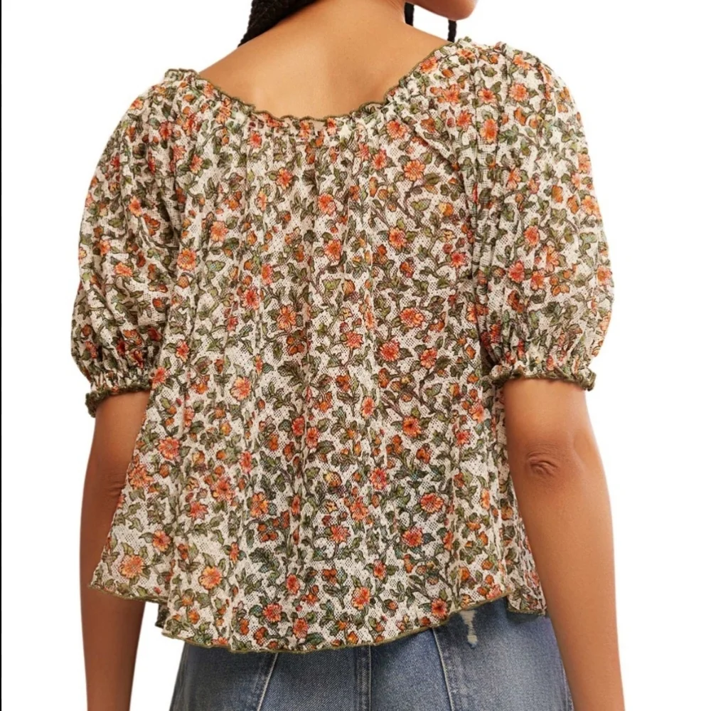 Free People Astra Peasant Swing Top Size S Daisy Floral Open Knit Puff Henley - Picture 9 of 13